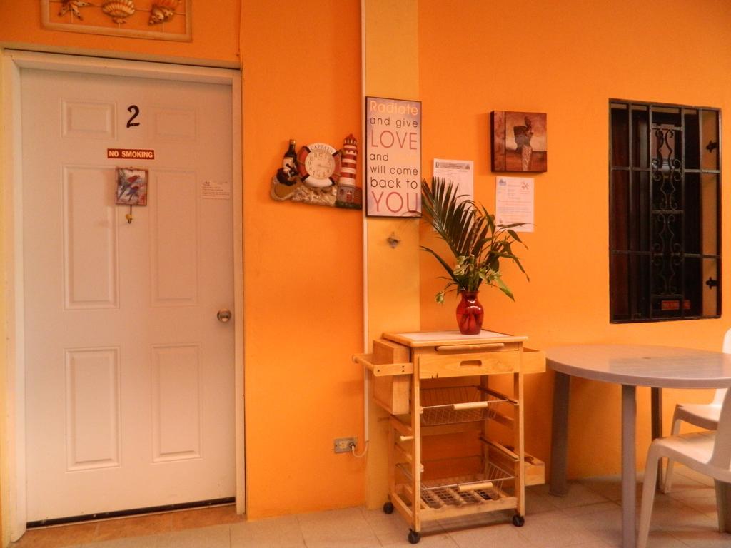 Bella Sombra Guest House Downtown Белиз-Сити Номер фото