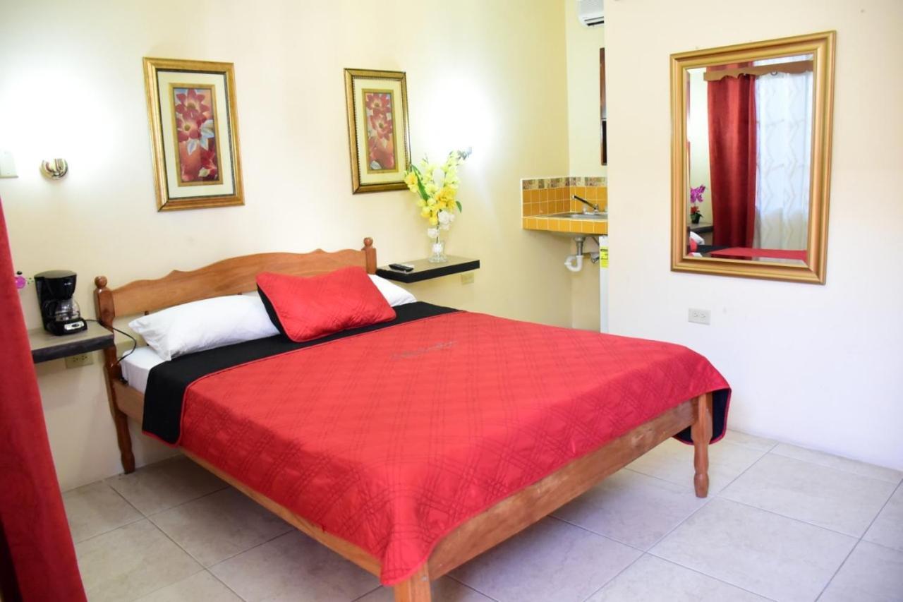 Bella Sombra Guest House Downtown Белиз-Сити Экстерьер фото